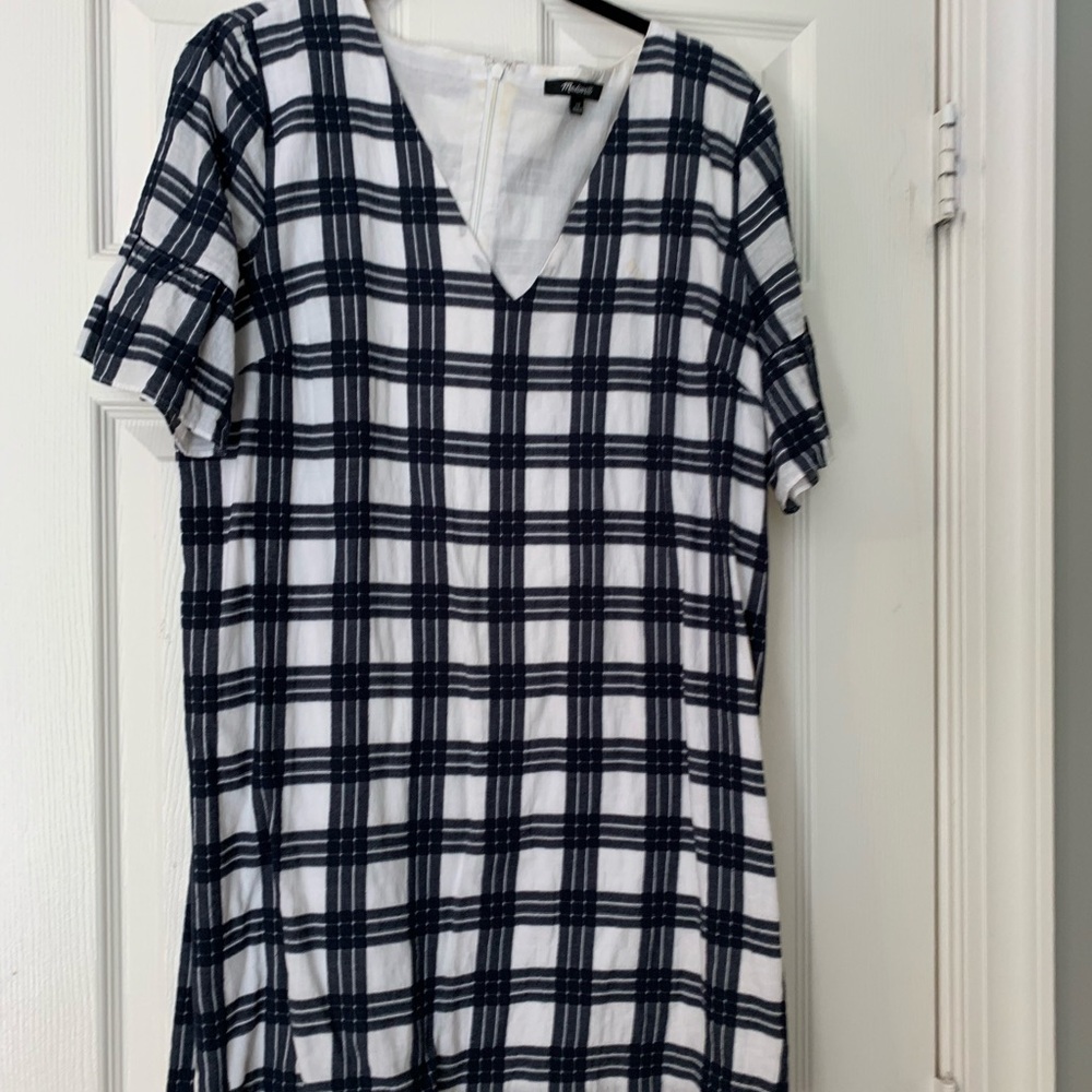 Madewell navy blue gingham and white dress!